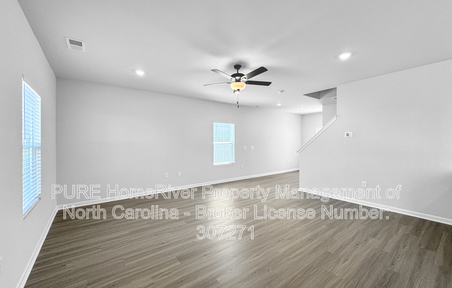 3328 BURBERRY DR