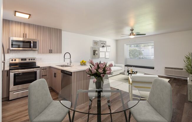 Gorgeous huge units in premier location! ASK ABOUT OUR MOVE-IN SPECIALS!!