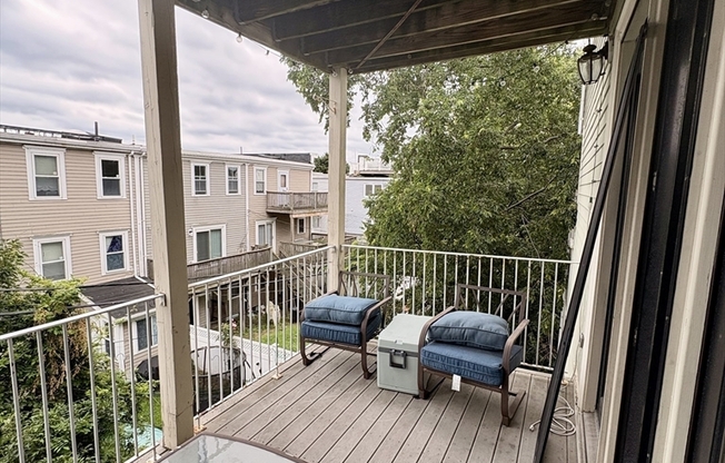 2 beds, 2 baths, 1,284 sqft, $3,850, Unit 4