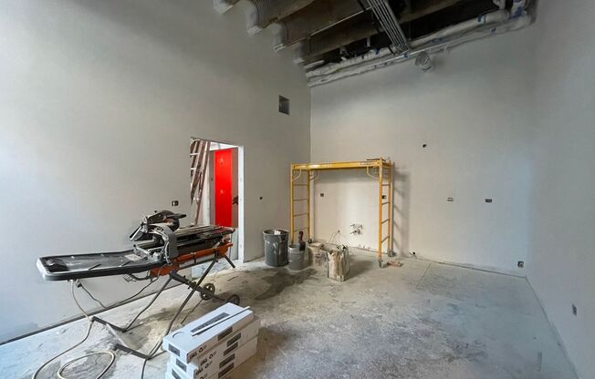 1 bed, 1 bath, 651 sqft, $2,650, Unit B06