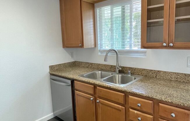 Remodeled 1 Bedroom in San Diego!! Water/Trash Included