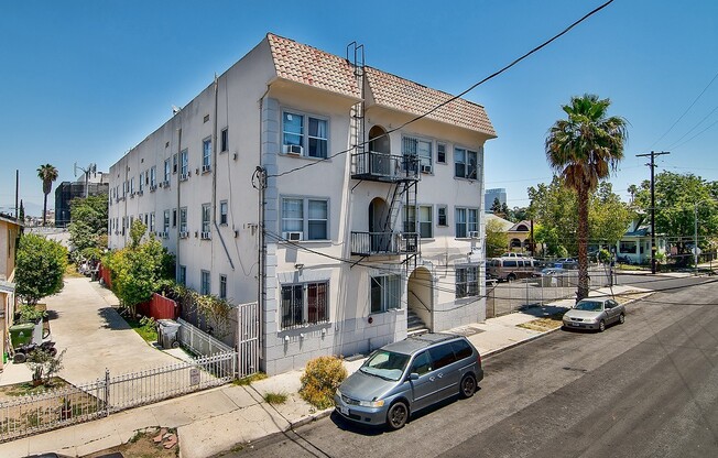 Studio, 1 bath, 164 sqft, $1,095.42, Unit 302