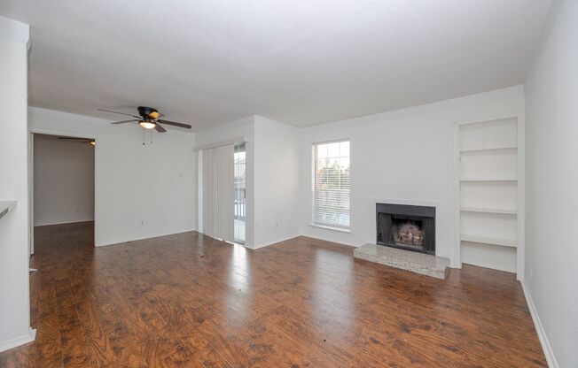 1 bed, 1 bath, $995, Unit Unit#825
