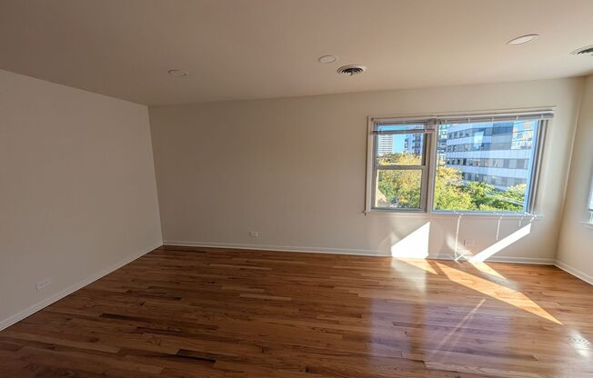 3 beds, 2 baths, 1,100 sqft, $2,995, Unit 601