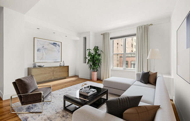 3 beds, 3 baths, 2,000 sqft, $15,000, Unit 7HI