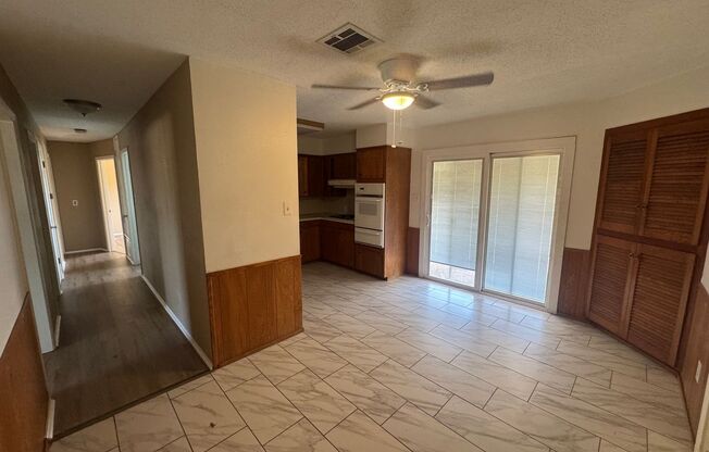 3 beds, 1 bath, $1,175