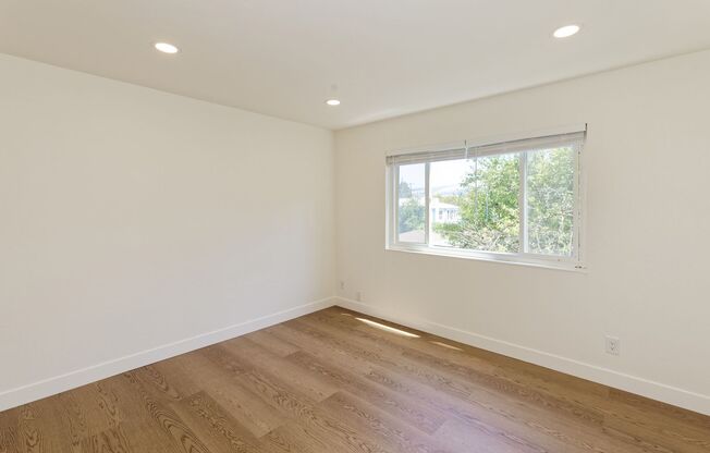1 bed, 1 bath, 565 sqft, $2,095, Unit 210