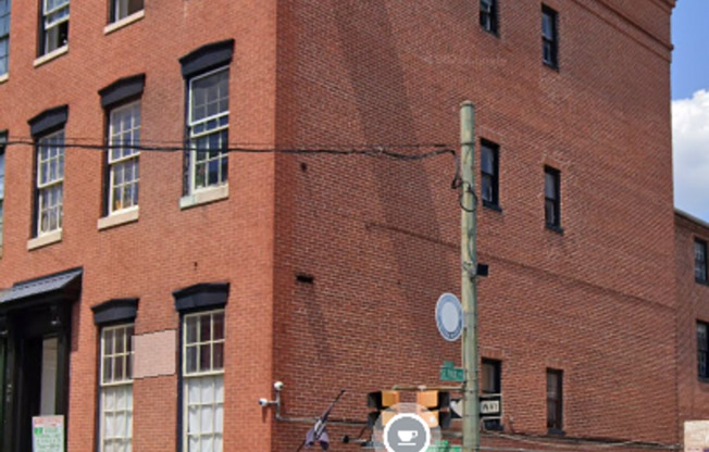Studio, 1 bath, 500 sqft, $1,200, Unit A
