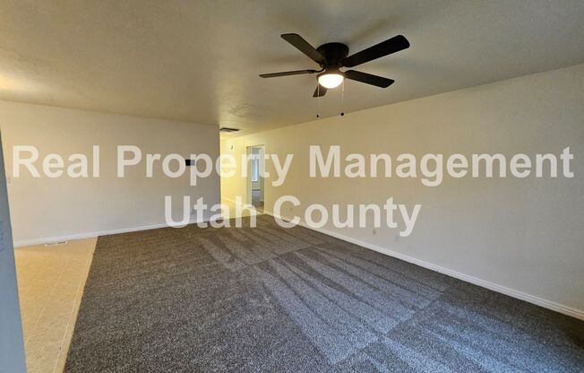 Spanish Fork home, new paint and carpet