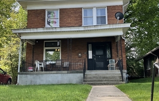 1825 CLARION AVE
