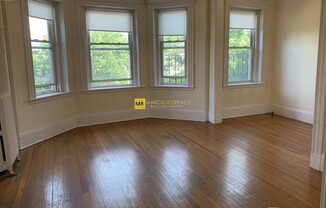 1127 COMMONWEALTH AVE
