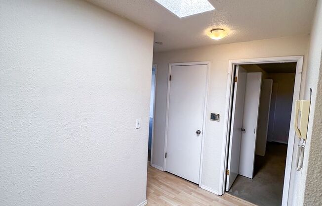 3 beds, 2 baths, 1,540 sqft, $4,895, Unit 400