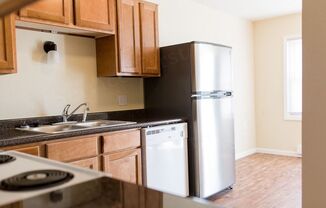 1 bed, 1 bath, 600 sqft, $765, Unit 12