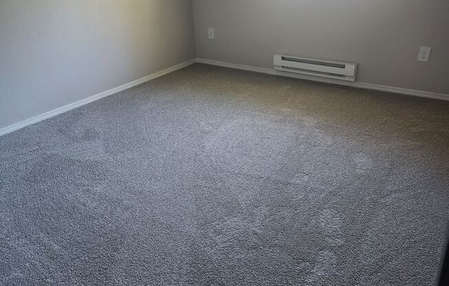 1 bed, 1 bath, 591 sqft, $1,525, Unit B-305