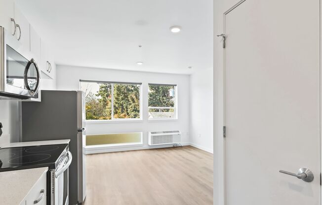 5840 SE 89th Ave ~ Move-in Special!