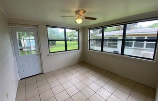 824 POINSETTIA DR
