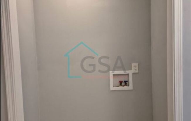 2 beds, 2 baths, 1,150 sqft, $1,500, Unit 415 Perry Road