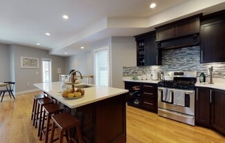 41 W 2nd Street 4