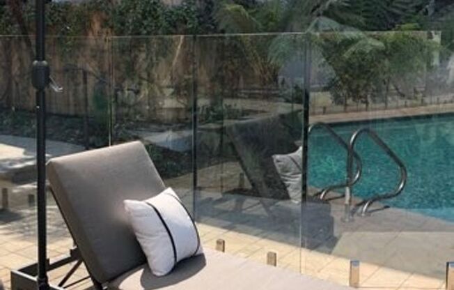 2 beds, 2 baths, 949 sqft, $3,375, Unit 21