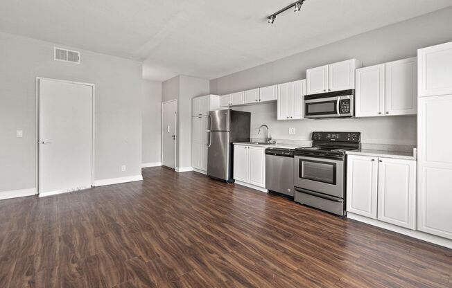 1 bed, 1 bath, 620 sqft, $1,950, Unit 0123