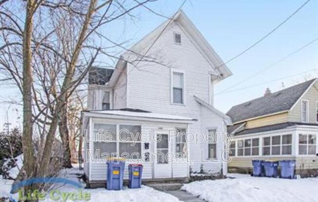 160 CARRIER ST NE