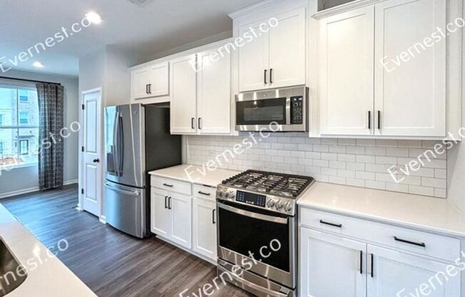 2671 WHISTLER WAY NE
