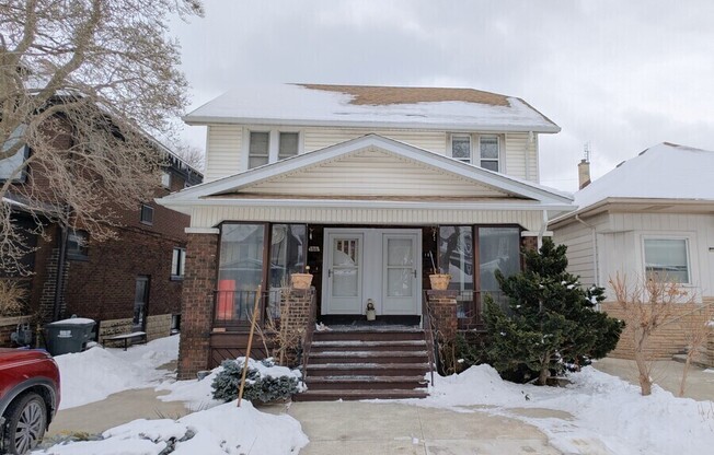 168 OAK ST