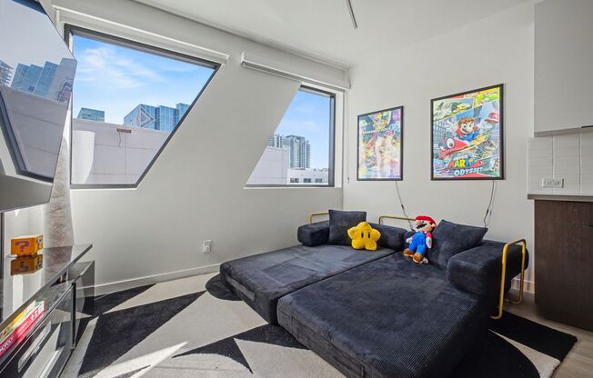 1 bed, 1 bath, 642 sqft, $1,572, Unit 404