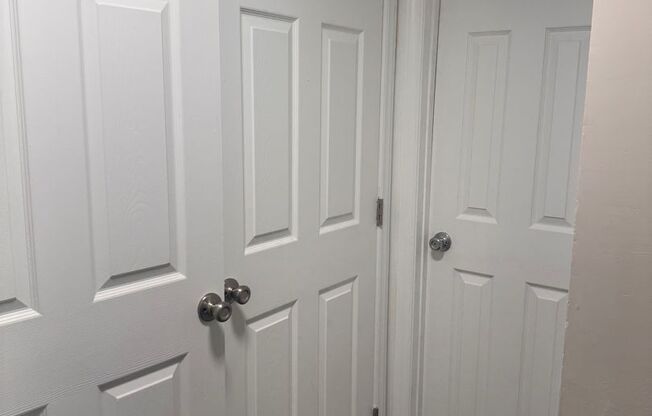 1 bed, 1 bath, 780 sqft, $1,027, Unit 6500-E