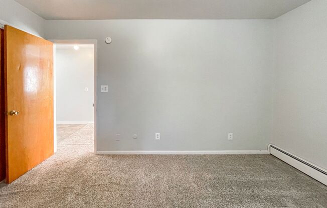 1 bed, 1 bath, 350 sqft, $625, Unit 1517 Apt. 5