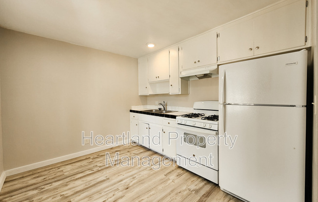 8168 LEMON GRV WAY