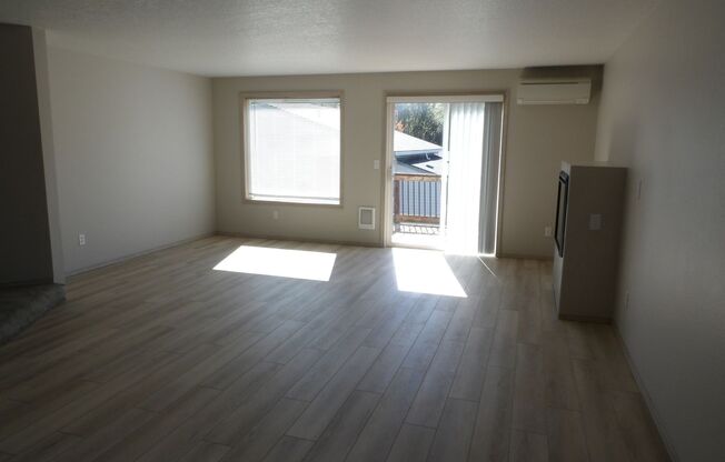 2 beds, 2.5 baths, 1,497 sqft, $2,050, Unit D18