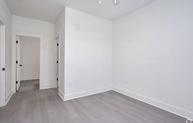 2 beds, 2 baths, 1,109 sqft, $1,600, Unit 1207
