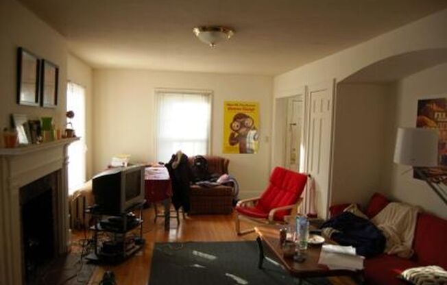 143 Lathrop St. Available 08/15/2026