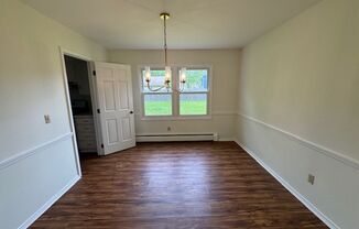 4 beds, 2.5 baths, $1,899