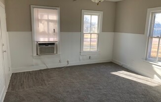 1 bed, 1 bath, $695