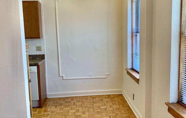 Studio, 1 bath, 300 sqft, $1,535, Unit 644-206
