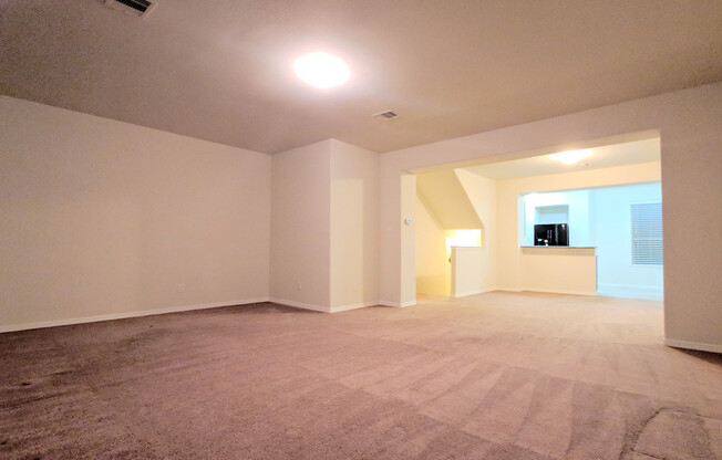 8117 SILVERTON CRK LN