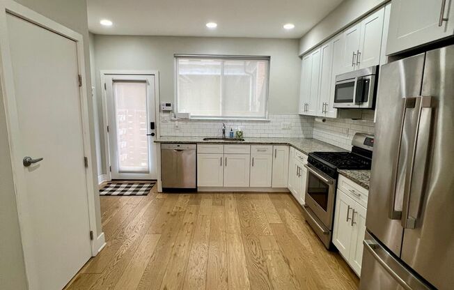 Luxurious 3-Bed Fishtown Home with Private Roof Deck and Finished Basement! Available NOW!