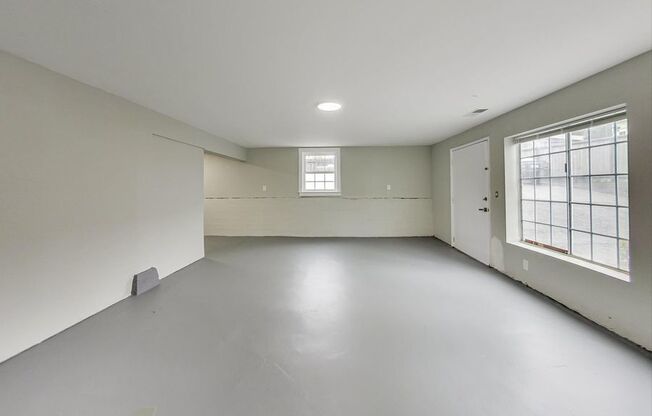1824 Linden St.