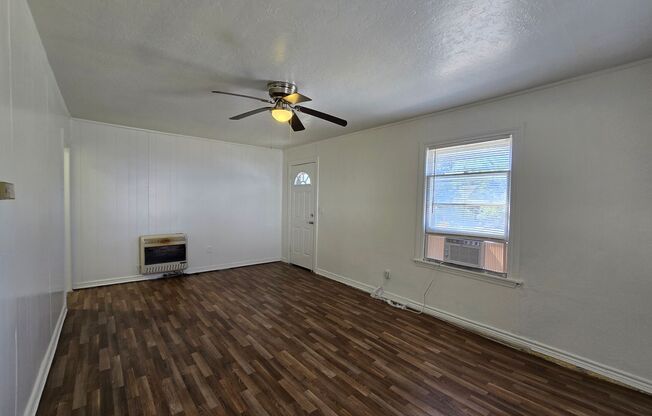 Cute 2 bed 1 bath house in OKC!