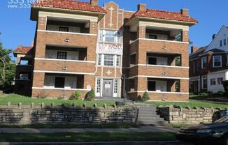 524 BENTON BLVD