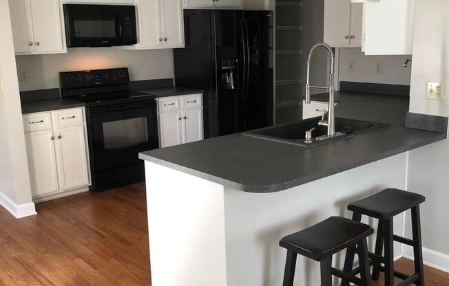 Lovely 3 Bed 2 Bath Ranch Home in Monroe!