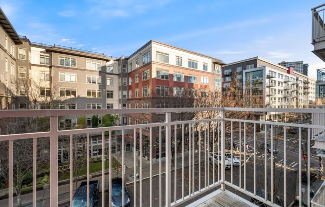 1 bed, 1 bath, 627 sqft, $2,500, Unit 304