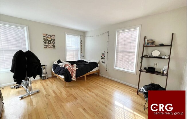 6 7 HARLESTON ST