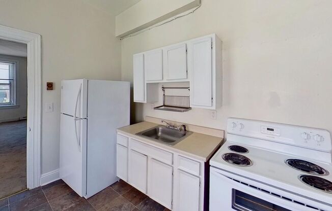 1 bed, 1 bath, 700 sqft, $1,299, Unit 38-4