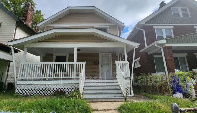 566 LILLEY AVE
