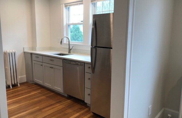 93 EDENFIELD AVE