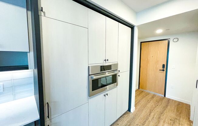 1 bed, 1 bath, 512 sqft, $2,895, Unit 207