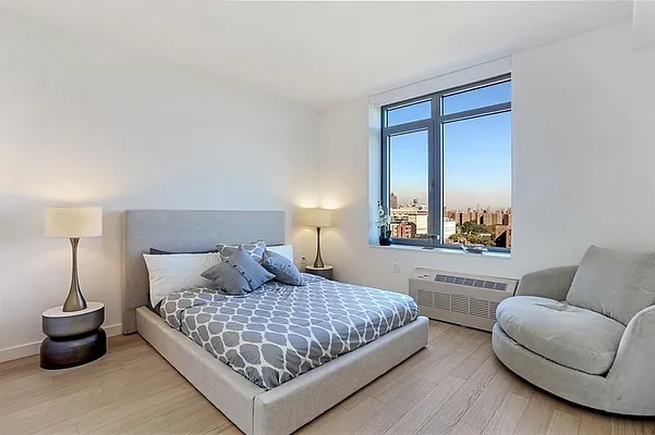 Studio, 1 bath, $5,880, Unit 11E